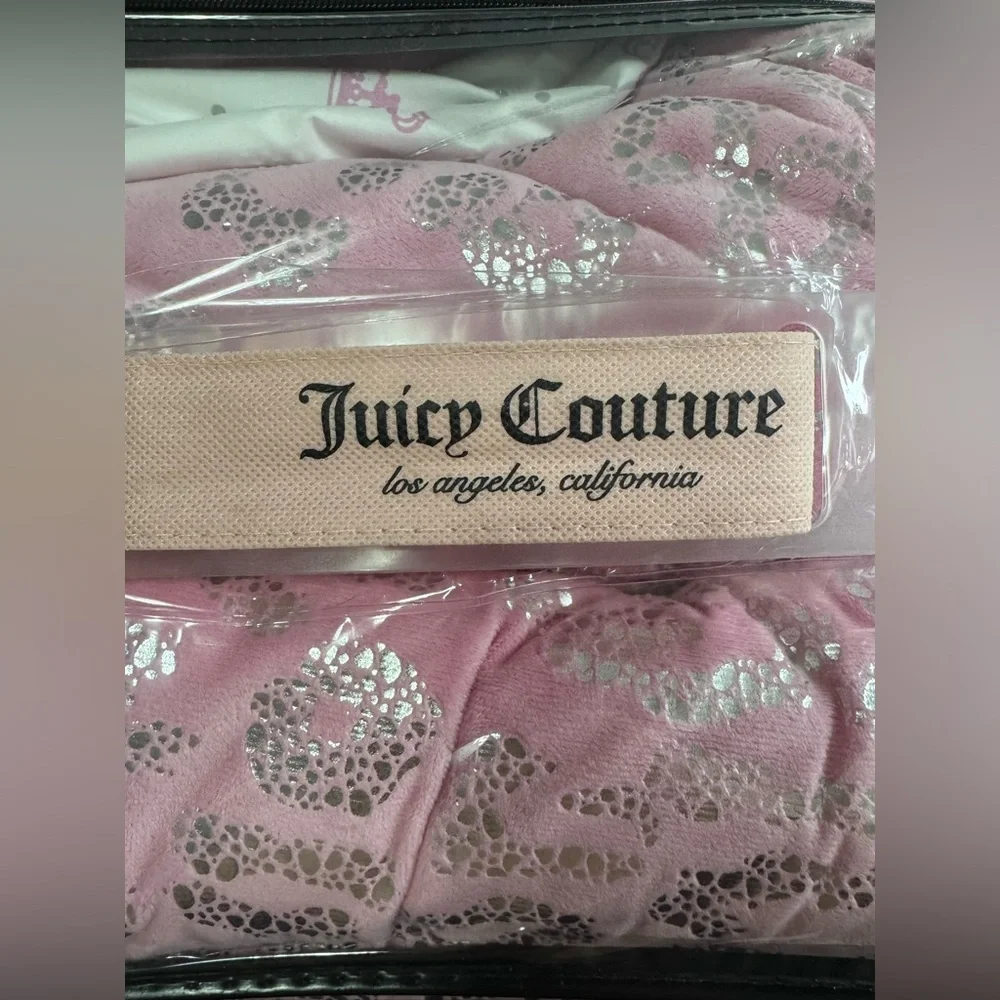 Juicy Couture Pink Queen Comforter Set with Leopard Print 8 pieces NWT girly 💕 - Picture 4 of 8